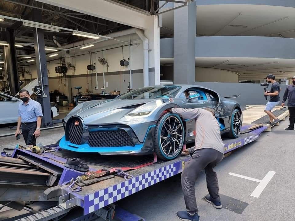 Hiện chiếc siêu xe Bugatti Divo đã về đến Malaysia